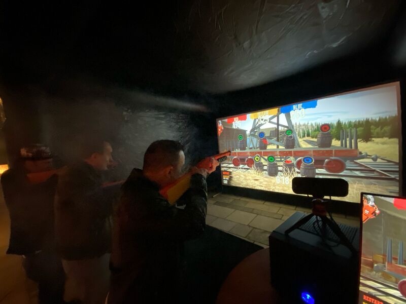                                                                   Stand de tir western interactif - 1